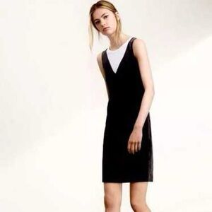 NWT Aritzia Wilfred Free Jones Black Faux Vegan Suede V-Neck Dress, Size 8